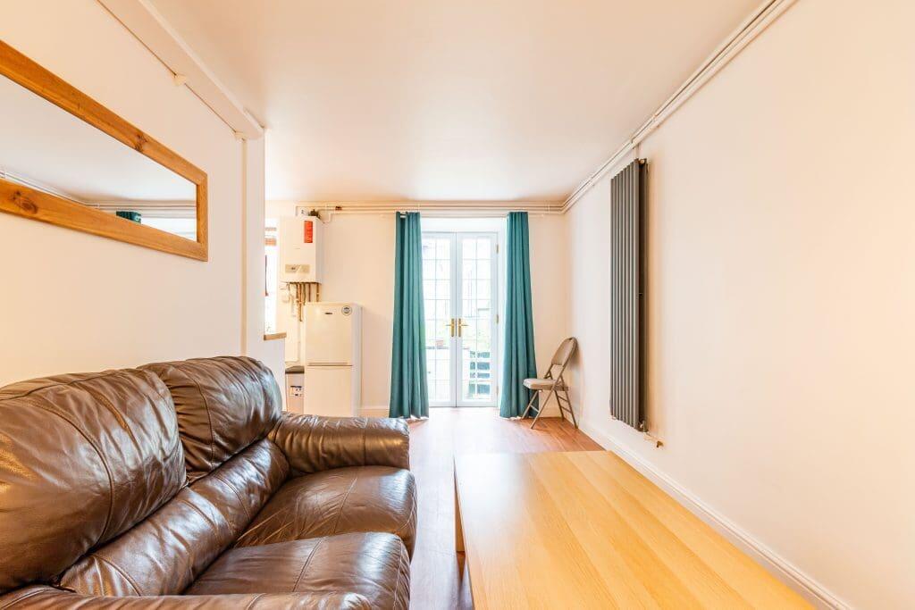 Apartment in Edinburgh - View 2