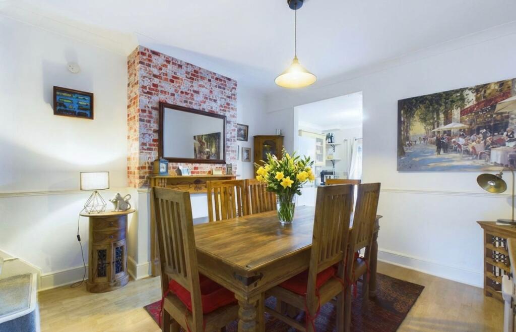 House in Nottingham, Daybrook - View 3
