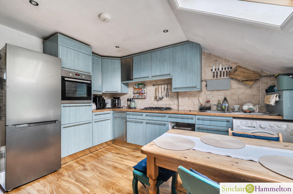 Apartment in London, Bromley Park, Plaistow - View 4