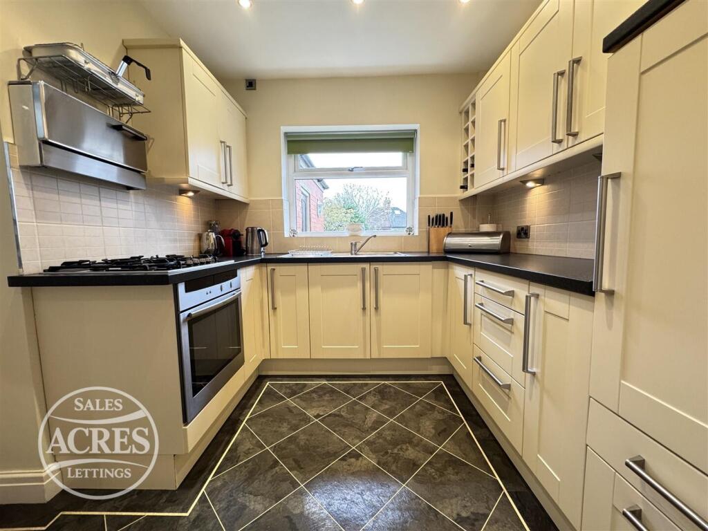 Additional image 8 of Yateley Crescent, Great Barr, Birmingham