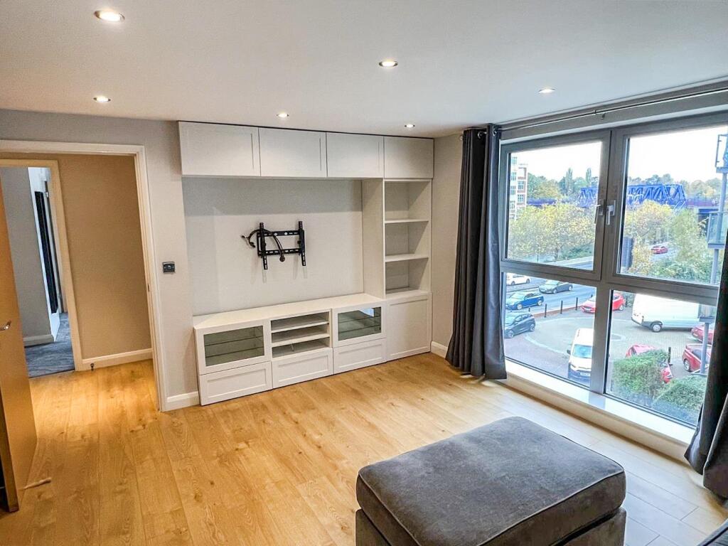 Apartment in Rochester - View 4