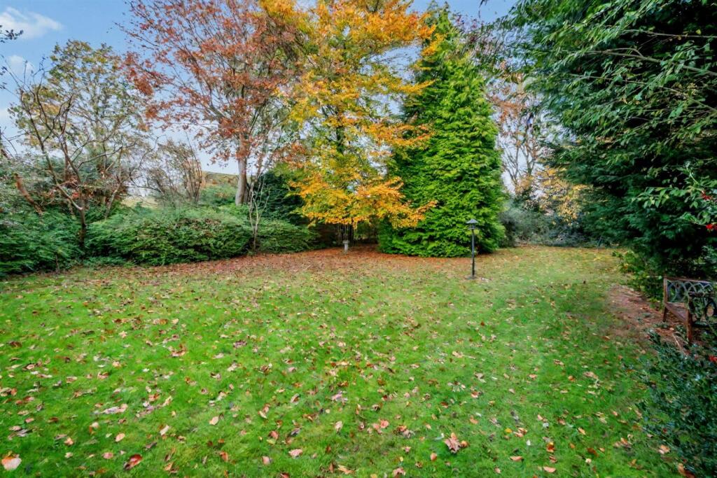 Eyebrook Road, Bowdon, Altrincham photo 3