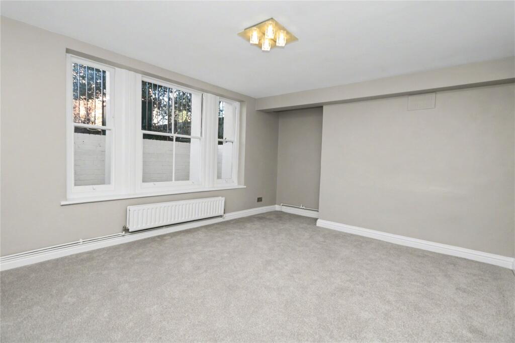 Ewell Road, Surbiton, KT6 photo 4