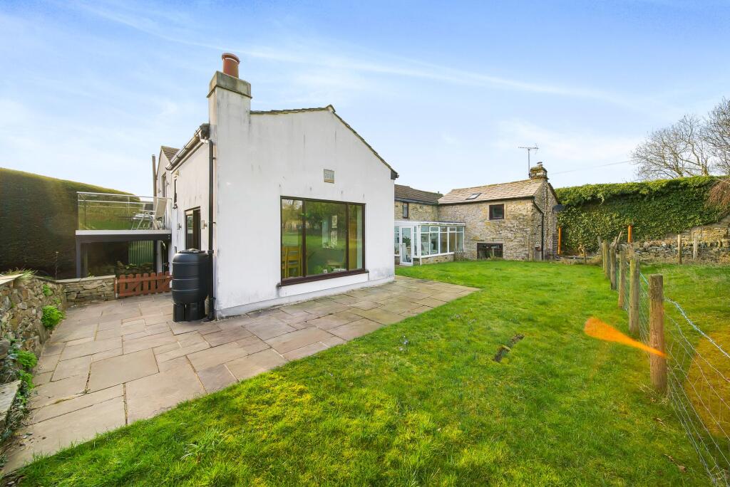 Additional image 37 of Dotcliffe Road, Kelbrook, BB18