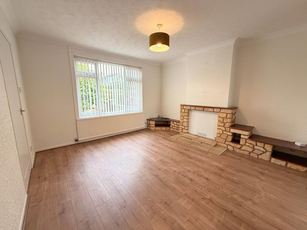 House in Northampton, North Northamptonshire - View 5