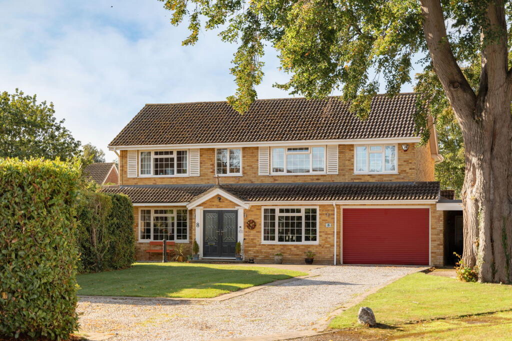 Main image of property: Netherby Close, Tring, Hertfordshire HP23