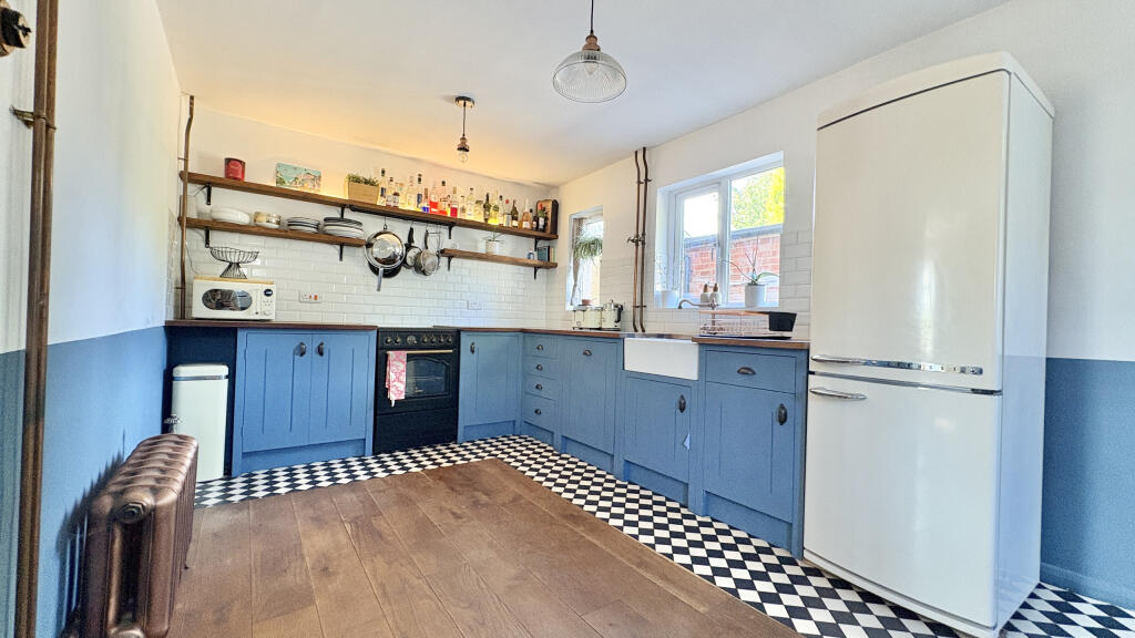House in Taunton, Langford - More