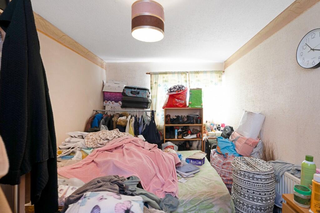 Apartment in Edinburgh, The Calders, Wester Hailes - View 5