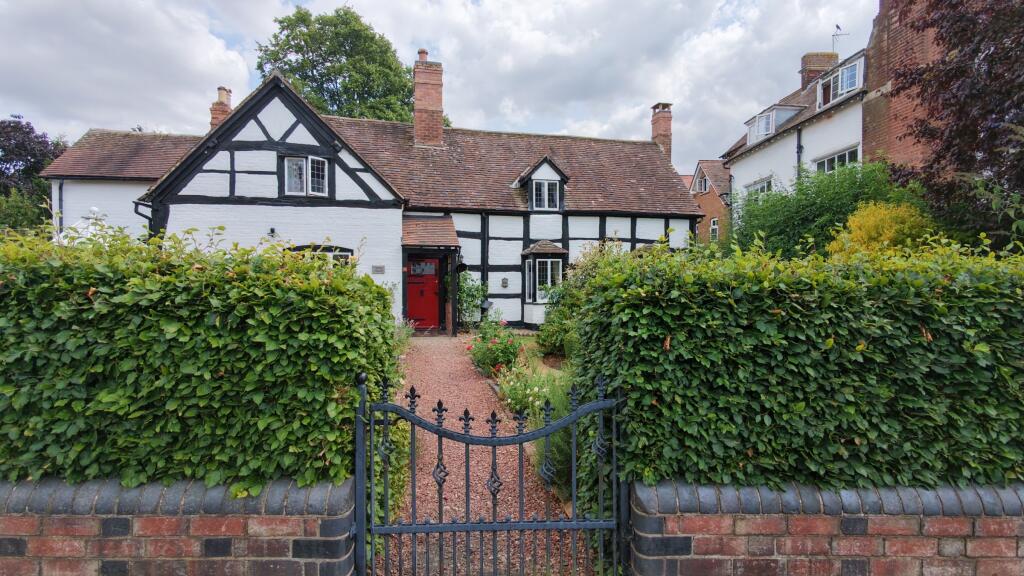 Stoneholt, Walwyn Road, Malvern photo 4