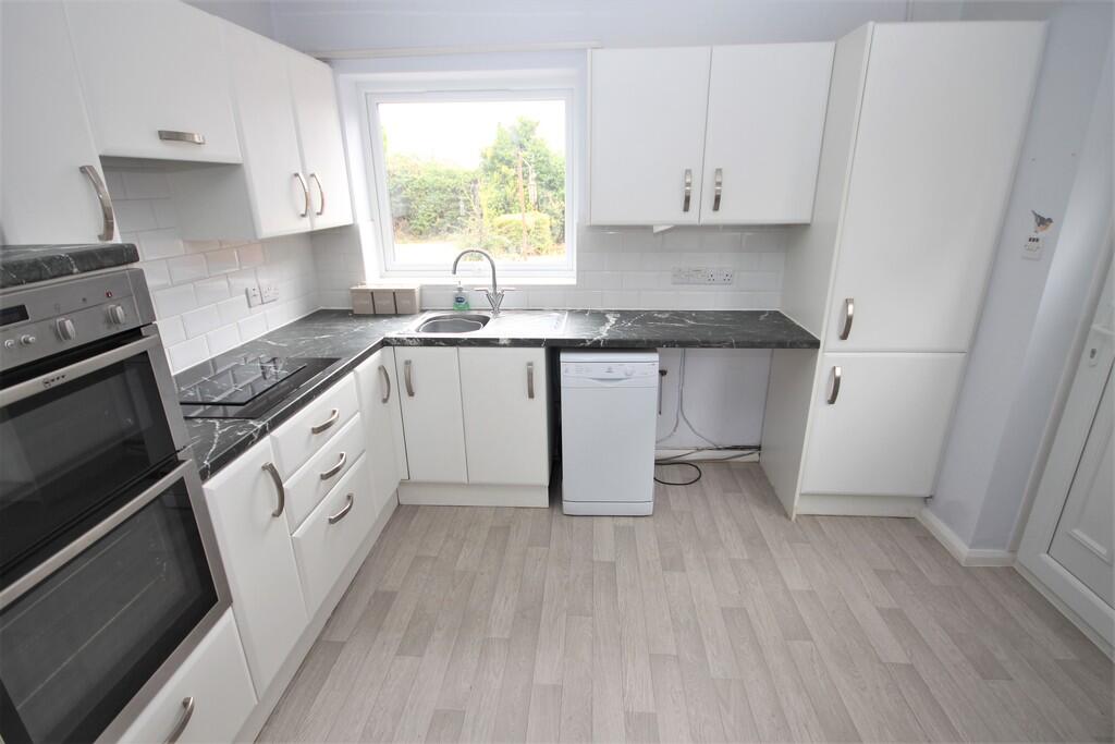 Sunbeam Avenue, North Hykeham photo 3
