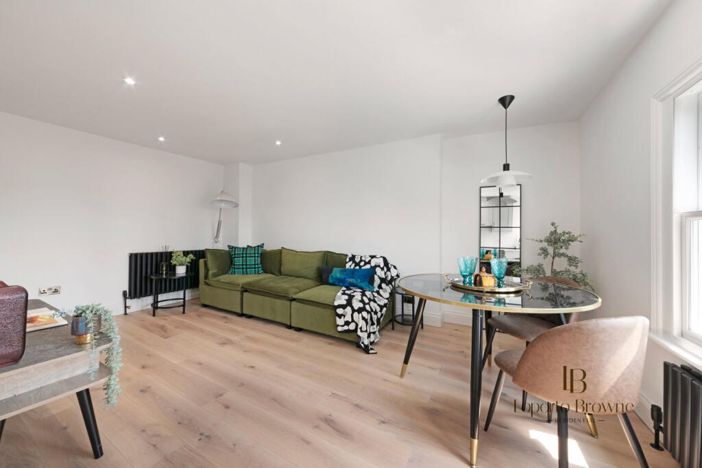 Main image of property: St. James's Gardens, W11