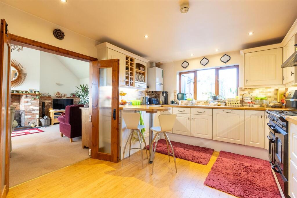 Little Rose Cottage, Aston Juxta Mondrum, Nantwich, CW5 photo 3