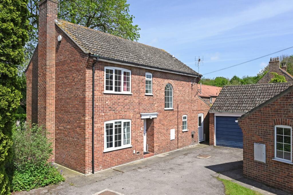 Main image of property: Palmes Close, Naburn, York, YO19