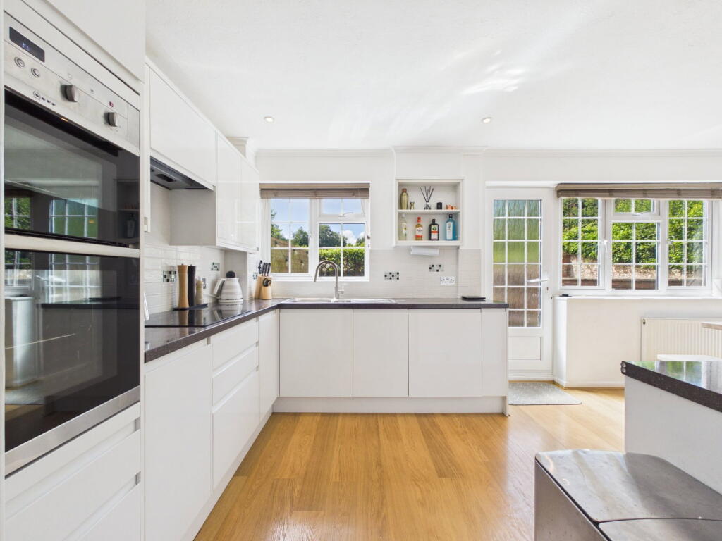 House in Findon, Nepcote - View 3