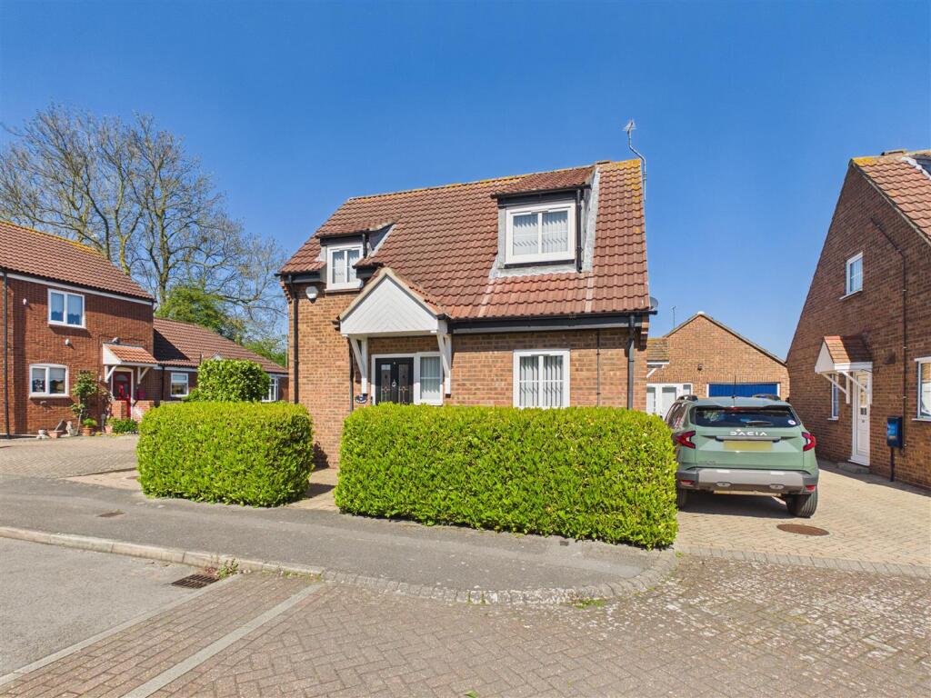 Main image of property: The Willows, Hessle