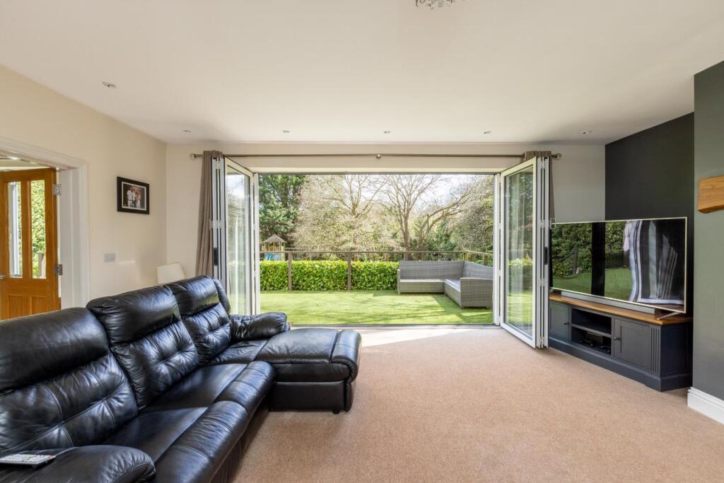House in Bristol, Longwell Green, Oldland - View 5