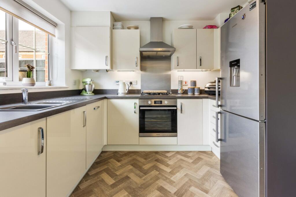 Antonius Close, Caistor, Market Rasen, LN7 photo 4