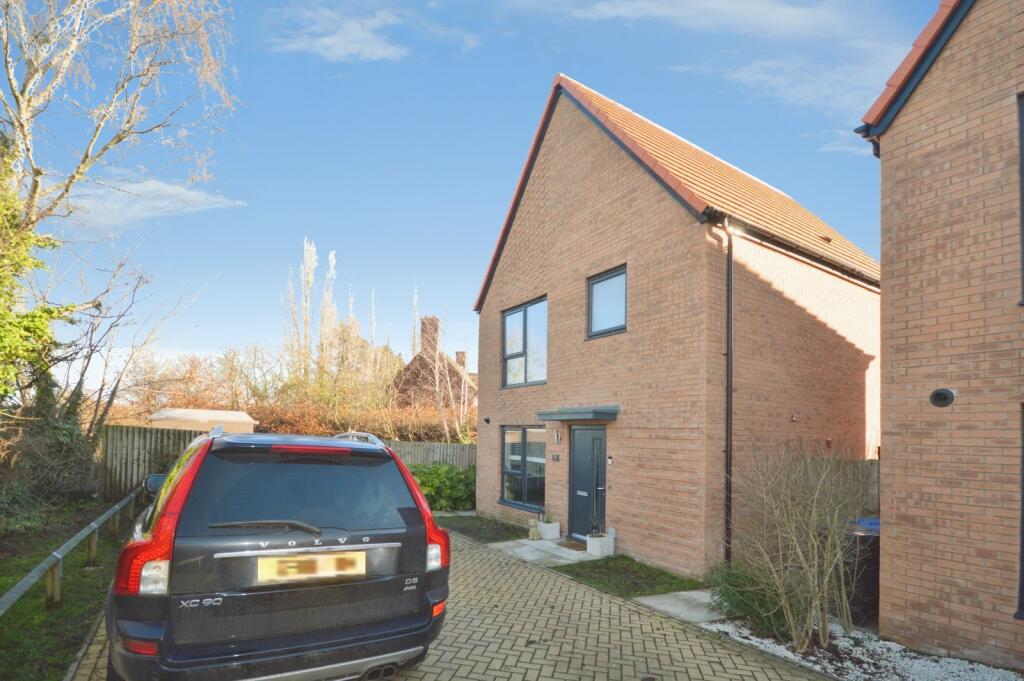 Main image of property: Woodcote Way, Chesterfield, Derbyshire, S40