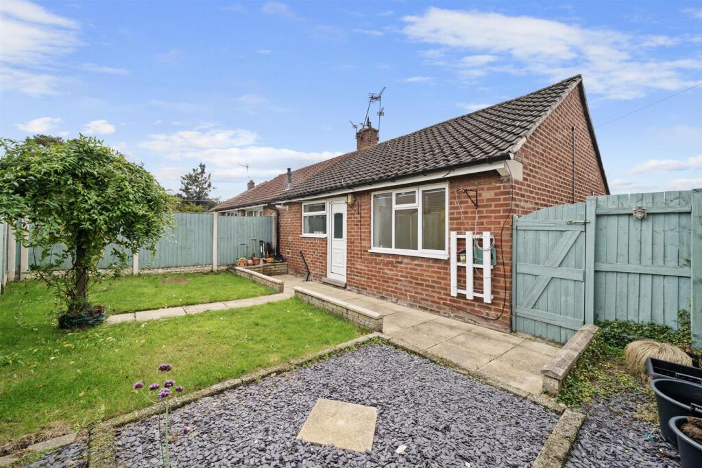Oriel Drive, Aintree Village, Liverpool photo 2
