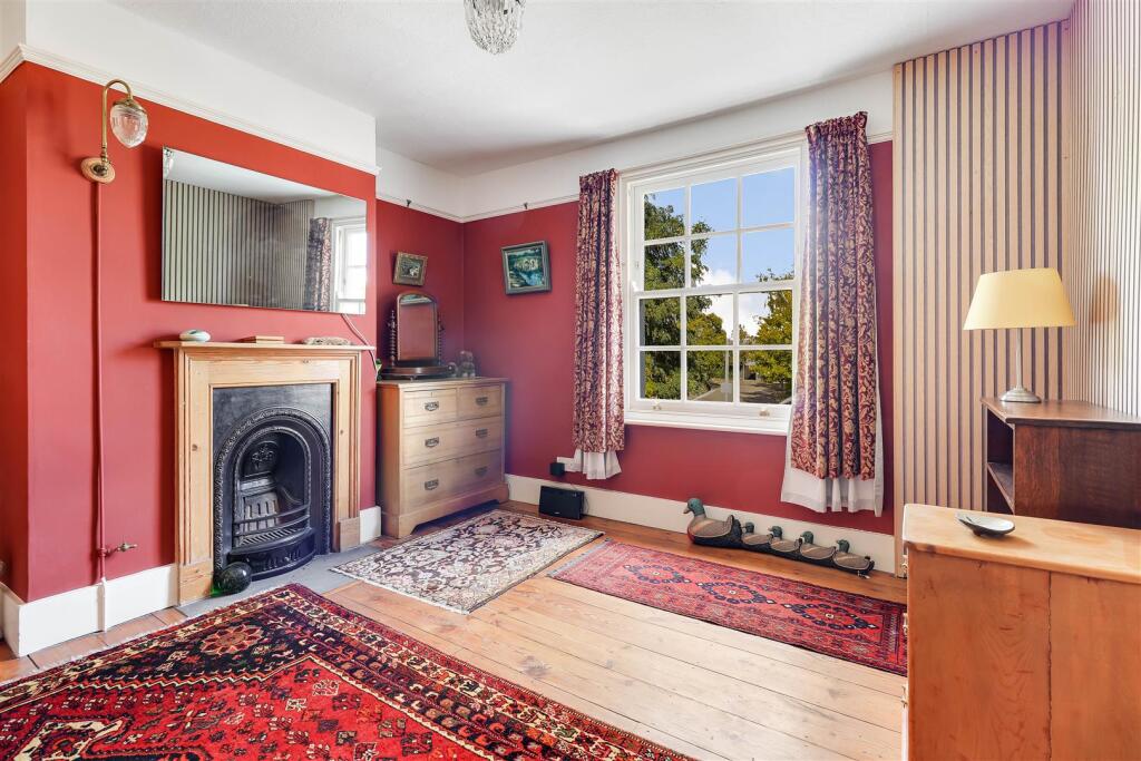 House in Cambridge, Chesterton - View 3