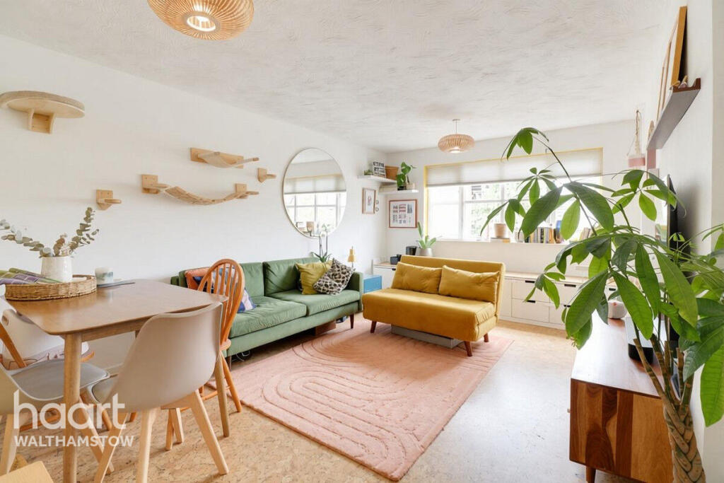 Apartment in London - View 2