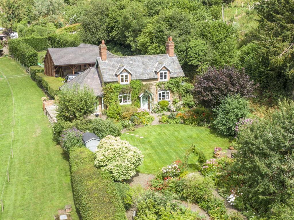 Main image of property: Sunny Bank, Corfton Bache, Craven Arms, Shropshire, SY7 9LE