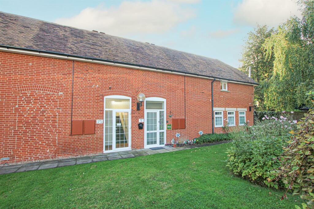 Heath Road, Newmarket photo 2