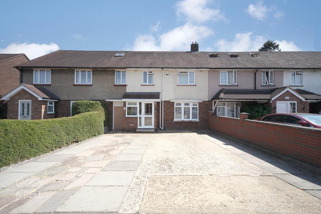 Main image of property: Friars Way, Luton, Bedfordshire, LU1 5PR