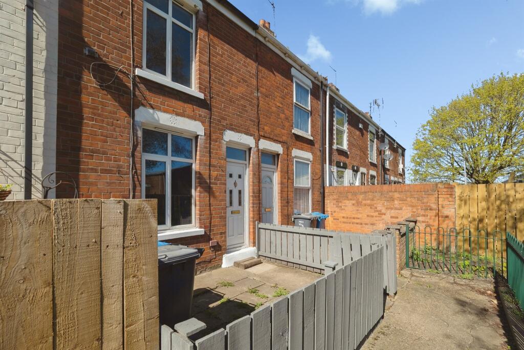 Main image of property: Nelson Villas, Hull