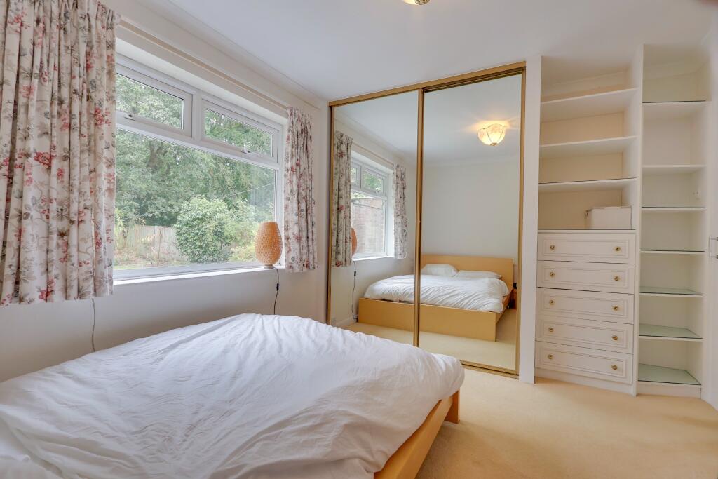 House in Southampton - View 4