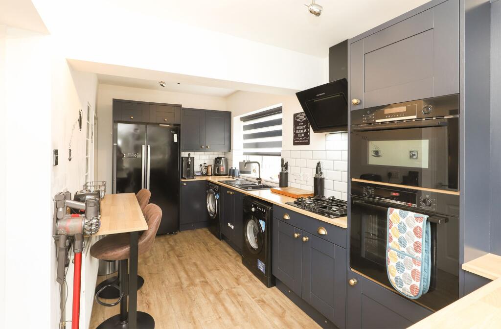 South Street North, New Whittington, S43 photo 5