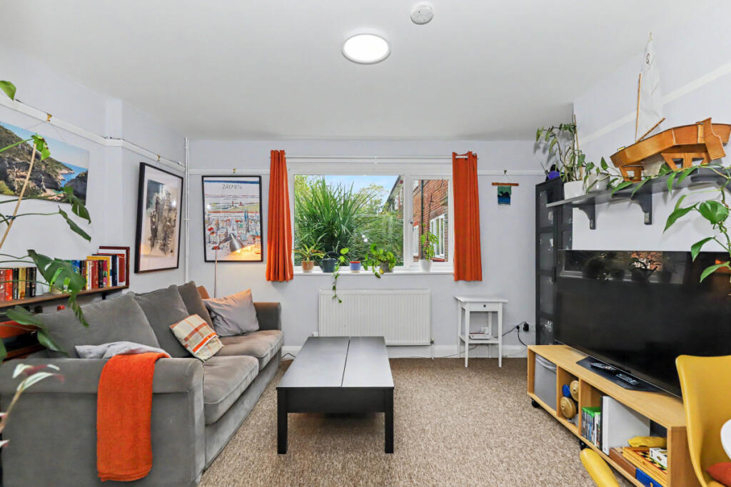 House in Oxford - View 2