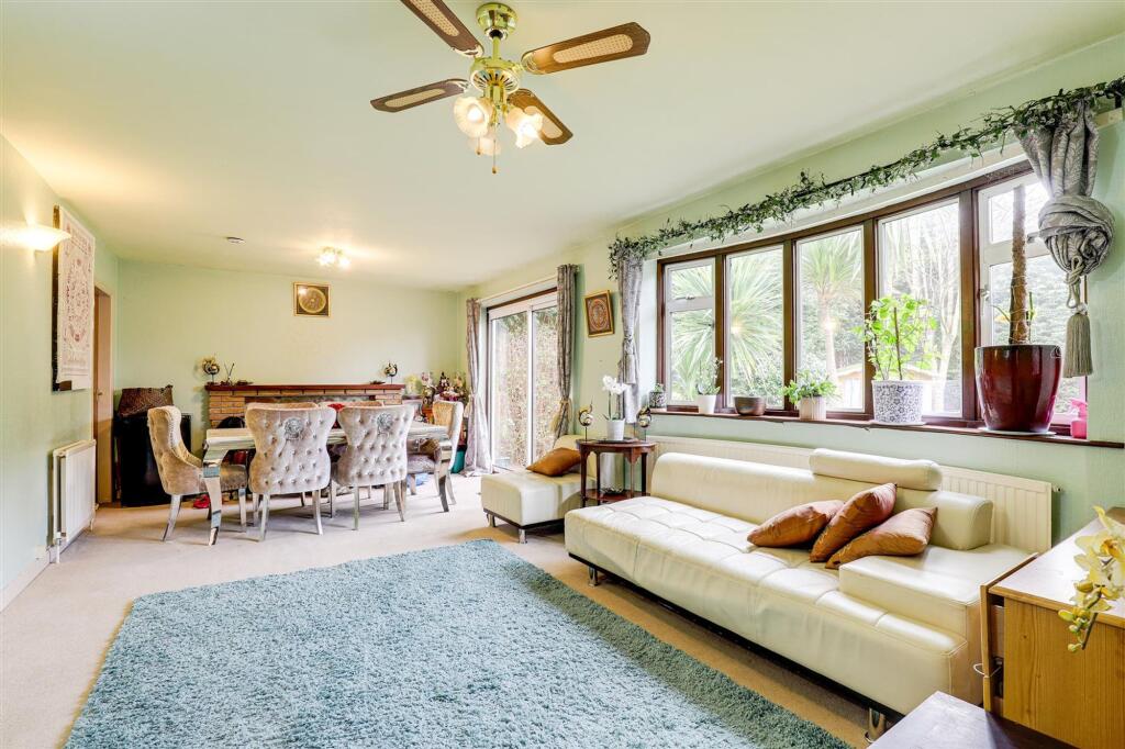 House in Nottingham - View 5