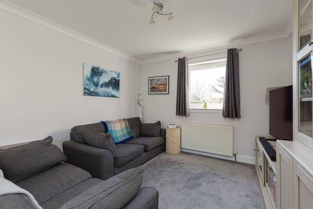 59 Ladywell Avenue, Edinburgh, EH12 7LL photo 4