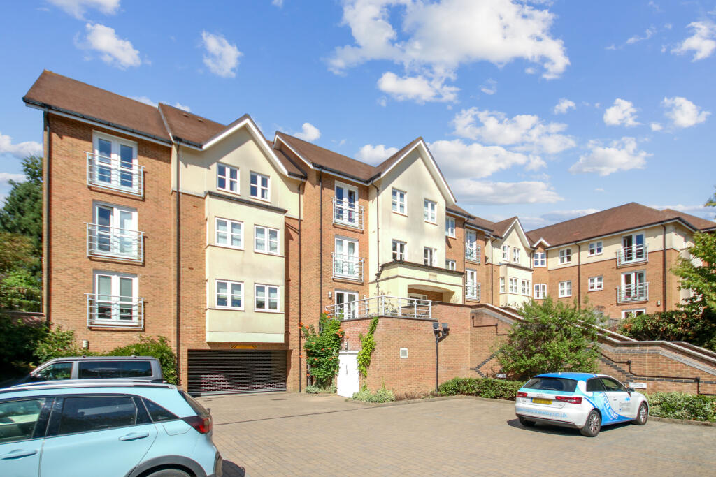 Main image of property: The Fallows, Fairfield Road, East Grinstead, West Sussex