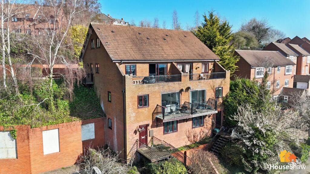 Main image of property: Garratts Way, High Wycombe, HP13 5SW