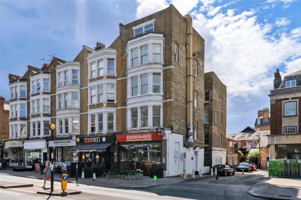 Apartment in London - More