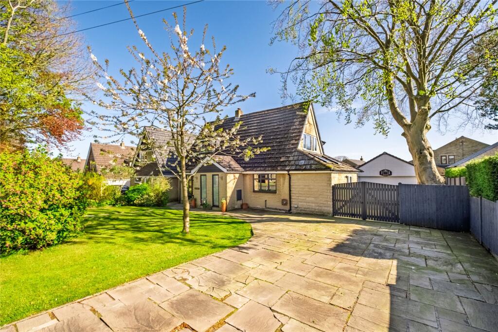 Main image of property: Lockfield Drive, Barnoldswick, Lancashire, BB18