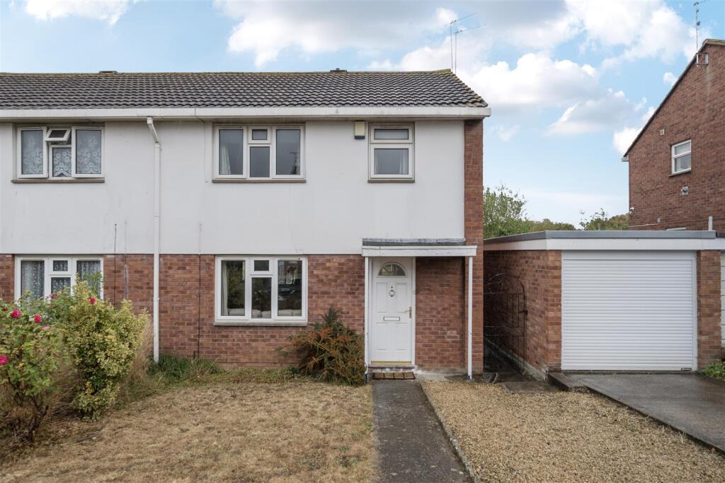 Main image of property: Minsmere Road, Keynsham, Bristol