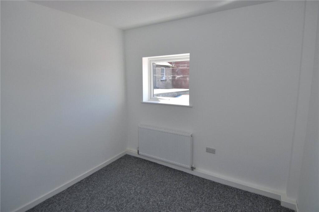 Apartment in Chester - View 5