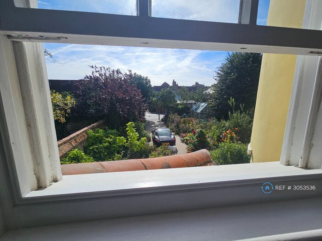 House in Colchester - View 4