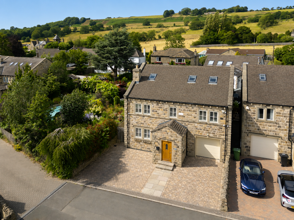 Hardaker Croft, Baildon, Shipley, BD17 5AU