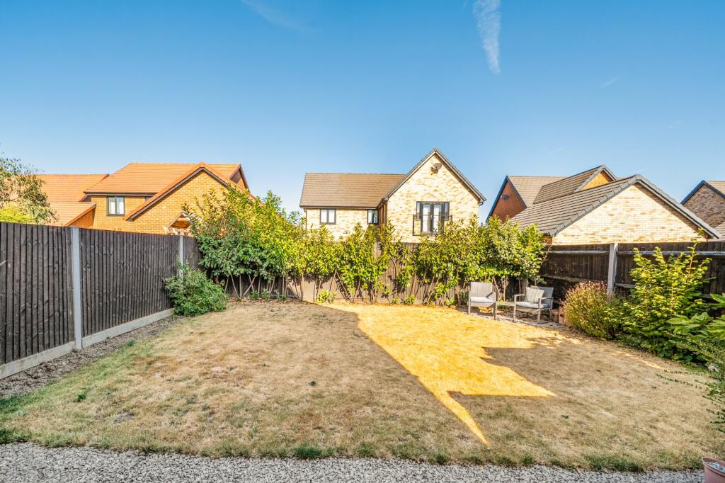 House in Faversham, Davington Park - View 4