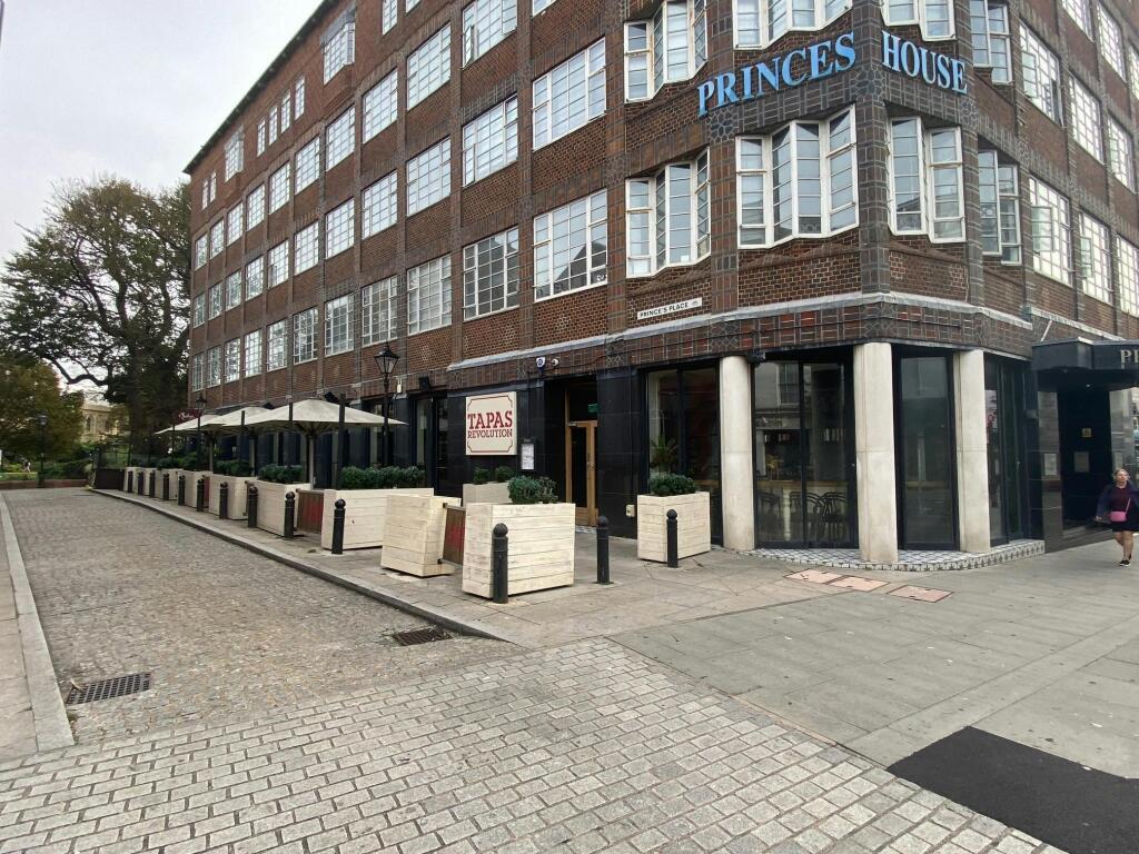 North Street 165 Brighton 1.jpg