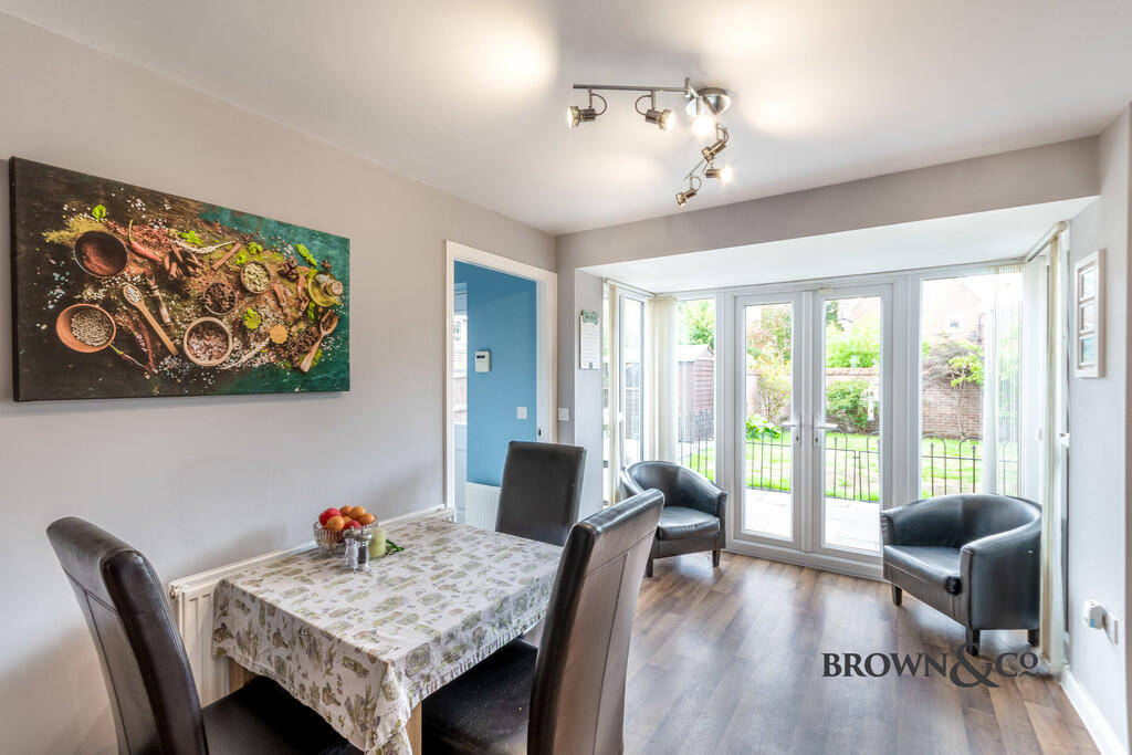 House in Doncaster - View 4