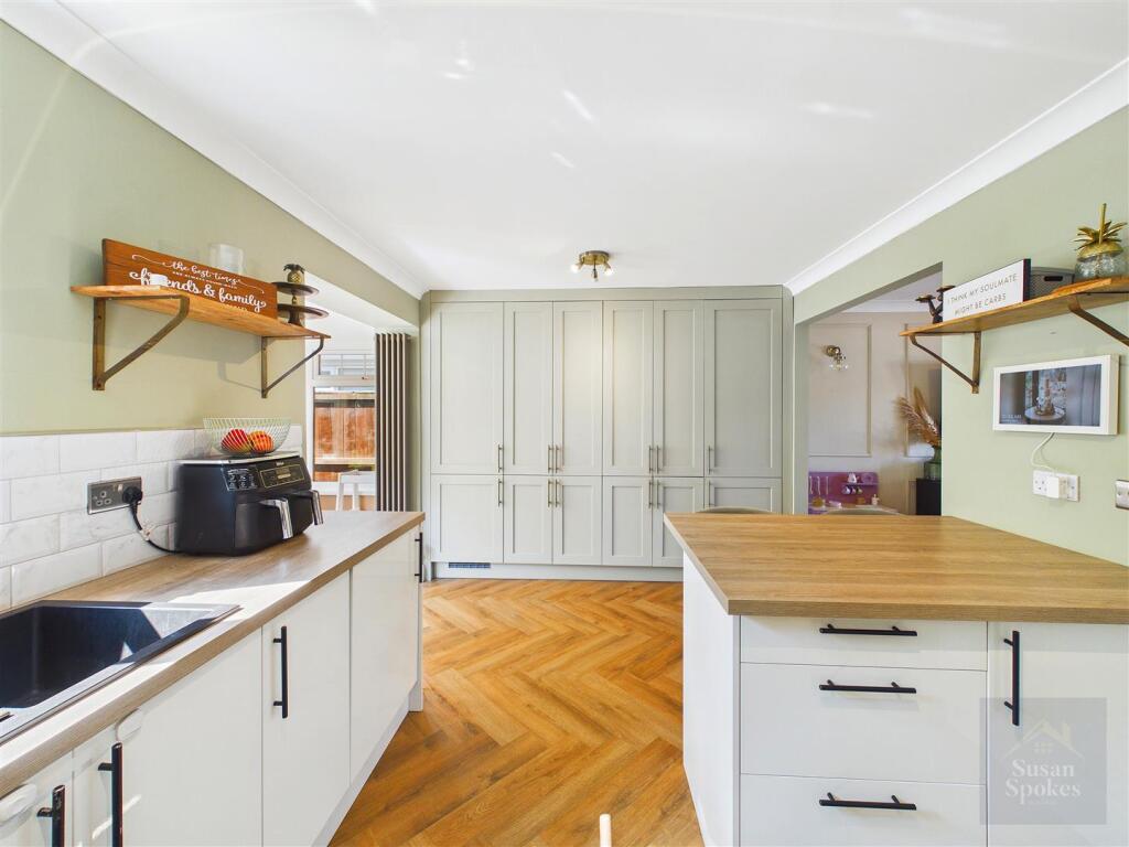 House in South Tyneside, Hedworth - More