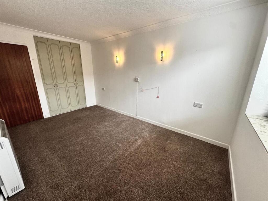 House in New Forest, Hythe and Dibden - View 4