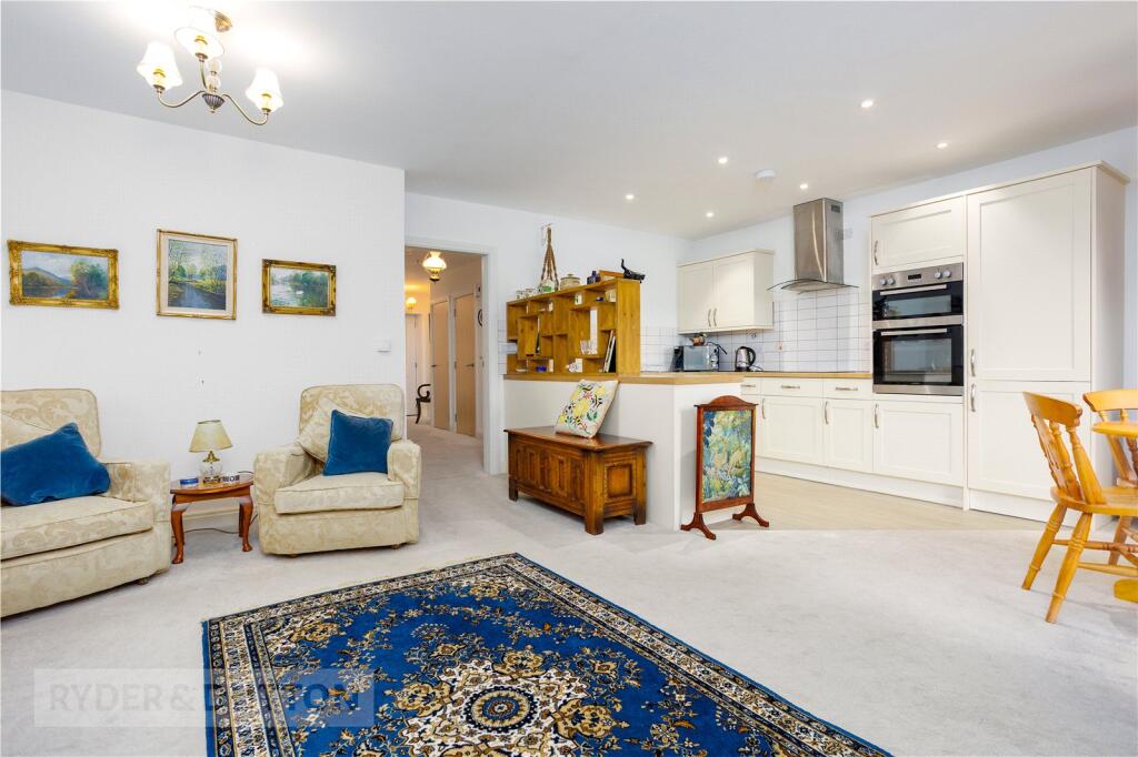 The Summerhouse, Stoneswood, Oldham Road, Delph, Saddleworth, OL3 photo 3