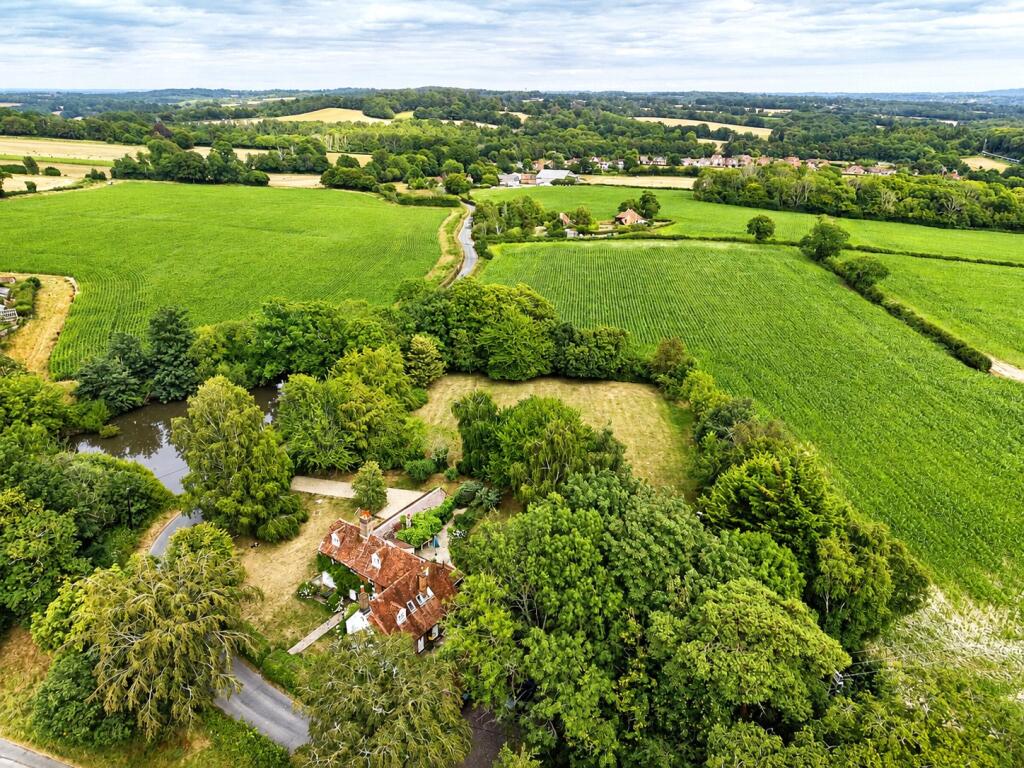 House in Tonbridge - View 4