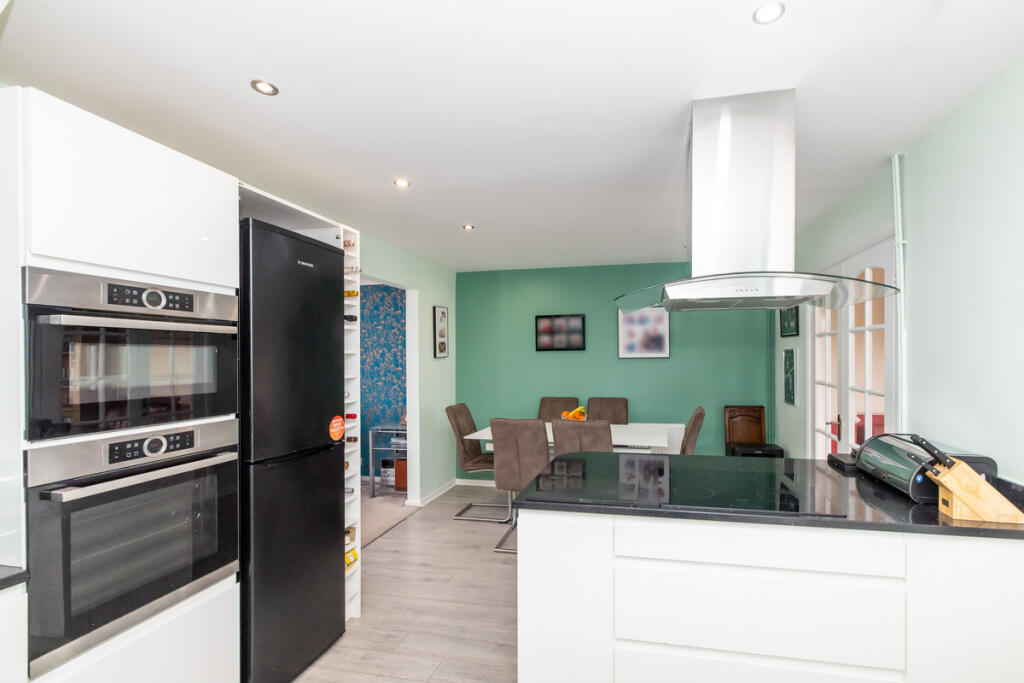 House in Leeds - View 5